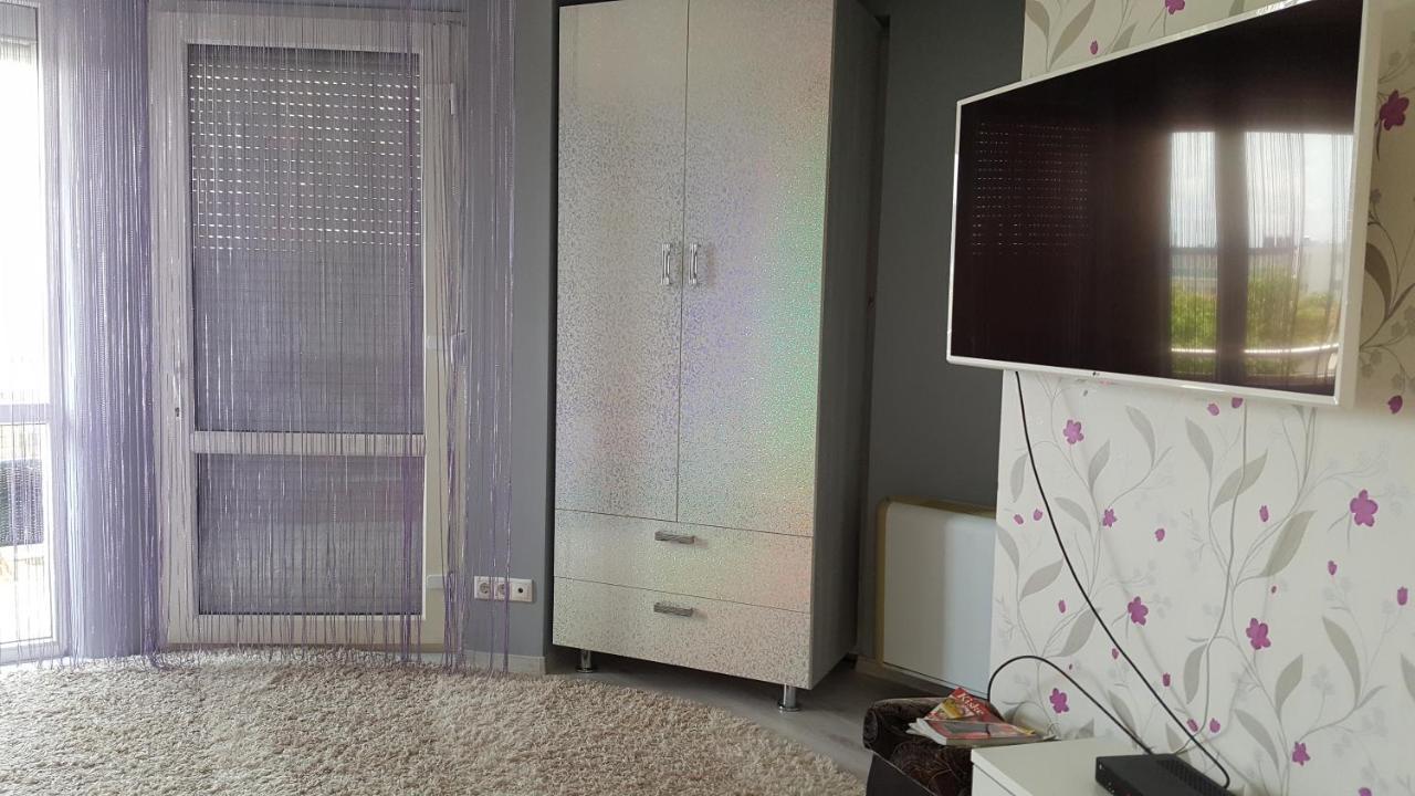 Paris-Lux. Apartment Hajduszoboszlo Luaran gambar