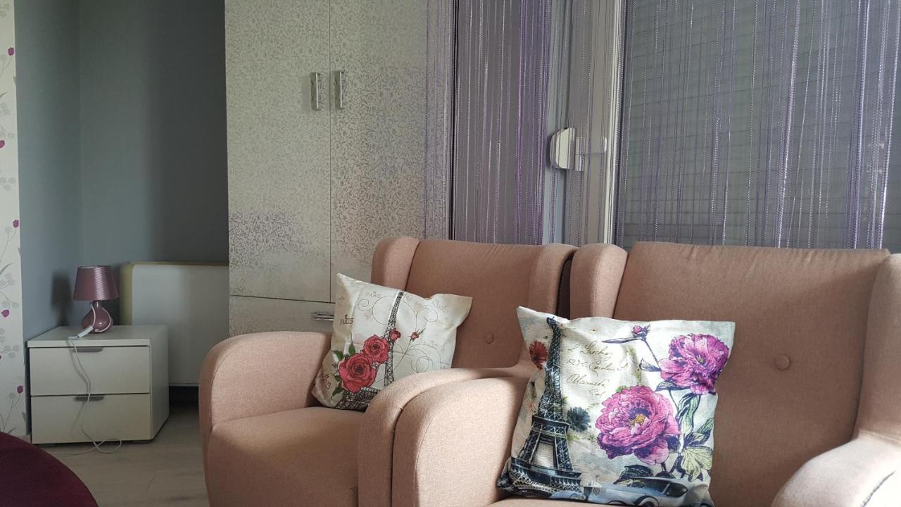 Paris-Lux. Apartment Hajduszoboszlo Luaran gambar
